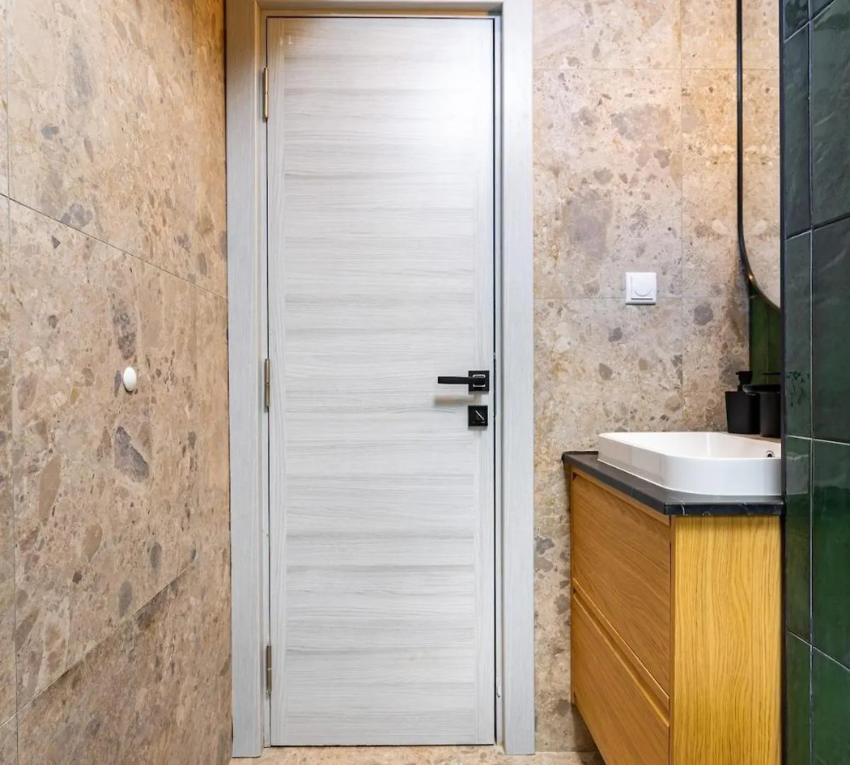 2 Bedroom Apt Dzhendem Tepe 2 Parking Spots In Plovdiv Next To Mu Apartmán