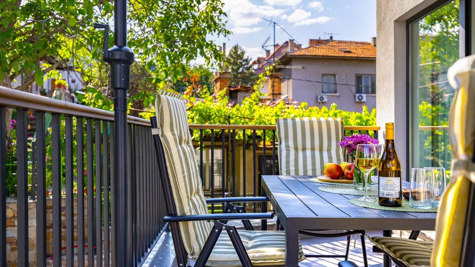 2 Bedroom Apt Dzhendem Tepe 2 Parking Spots In Plovdiv Next To Mu Apartamento